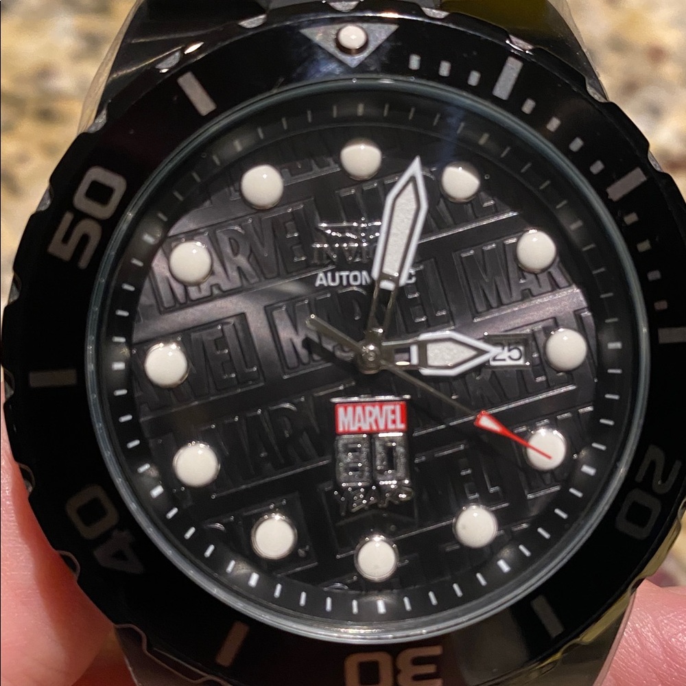 NEVER WORN! Limited Edition (41/3000) Marvel Logo Automatic Watch 31859